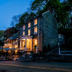 Bistro 1840 Closed 97 Photos 73 Reviews American New 179 Photo Of Bistro 1840 Harpers Ferry Wv United States Beautiful Evening At