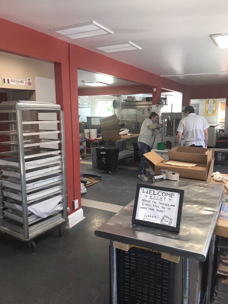 Melina's Fresh Pasta Shop