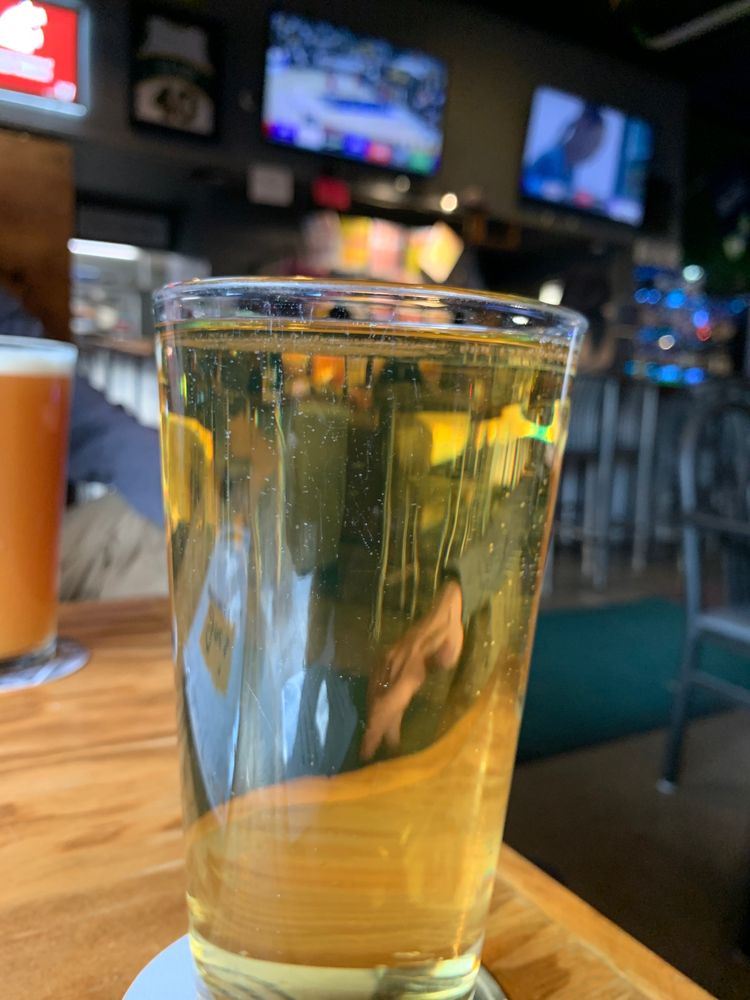 Joe’s Sports Bar and Grill