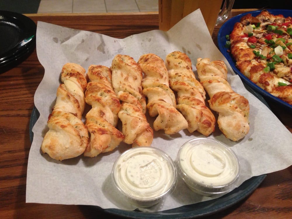 Garlic Twists With Ranch Dressing Yelp Photo Of Round Table Mission Viejo Ca United States Garlic Twists