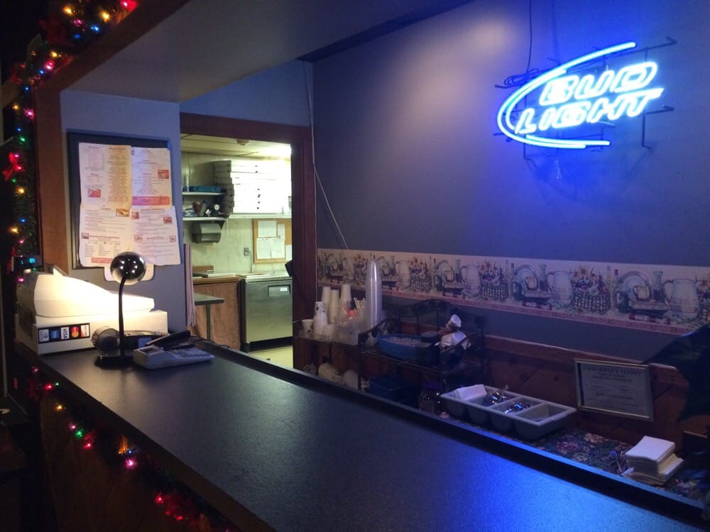 No Anchovies Pizzeria Pizza 145 Main St, Somers, CT Restaurant