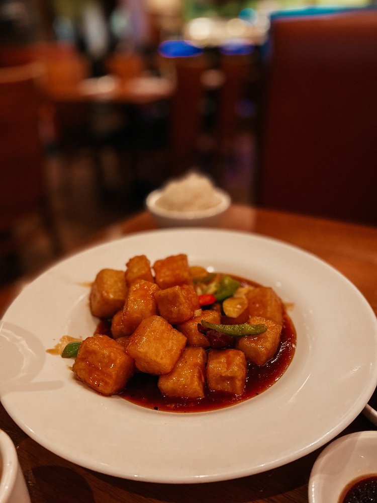 Mojo Asian Cuisine & Sushi Bar