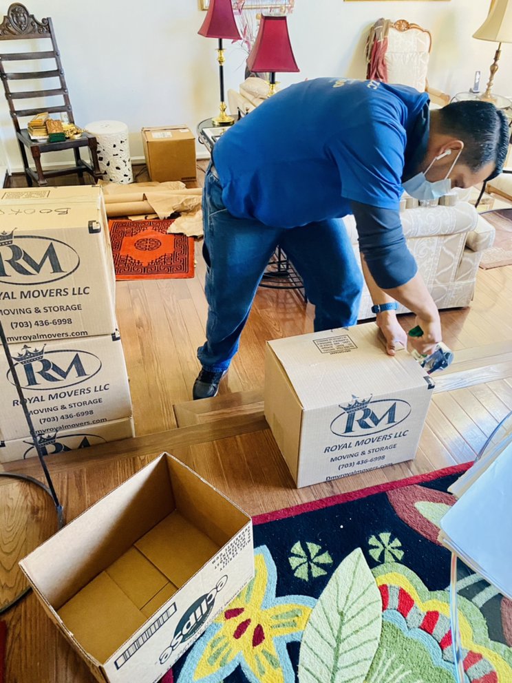 Royal Movers