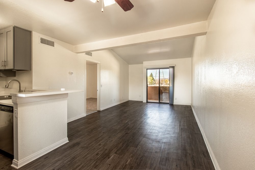 The Lodge at Porter Ranch