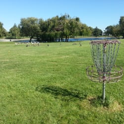 disc golf park course petaluma phone