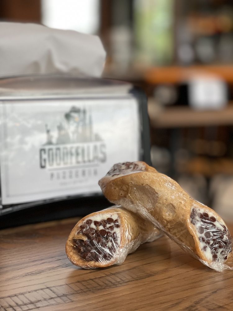 Goodfellas Pizzeria - Baxter Ave. Goodfellas Pizzeria - Baxter Ave.