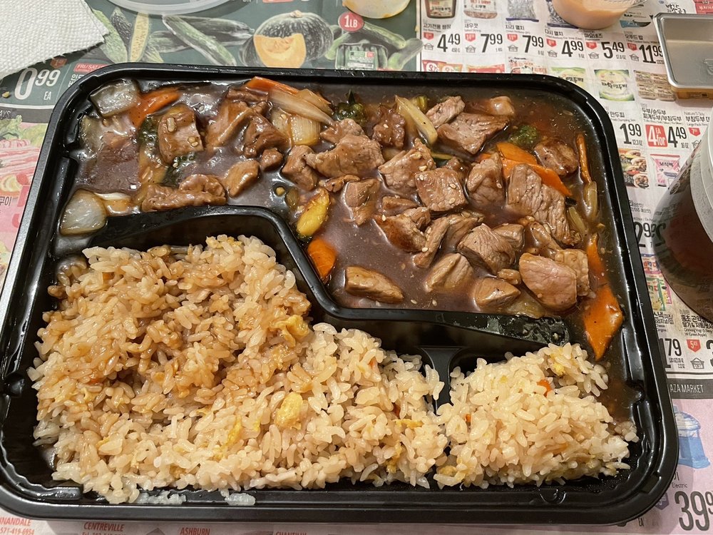 Waraku Japanese Restaurant