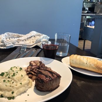 District Fresh Kitchen And Bar Wayzata Mn District Fresh Kitchen And Bar Wayzata Mn
