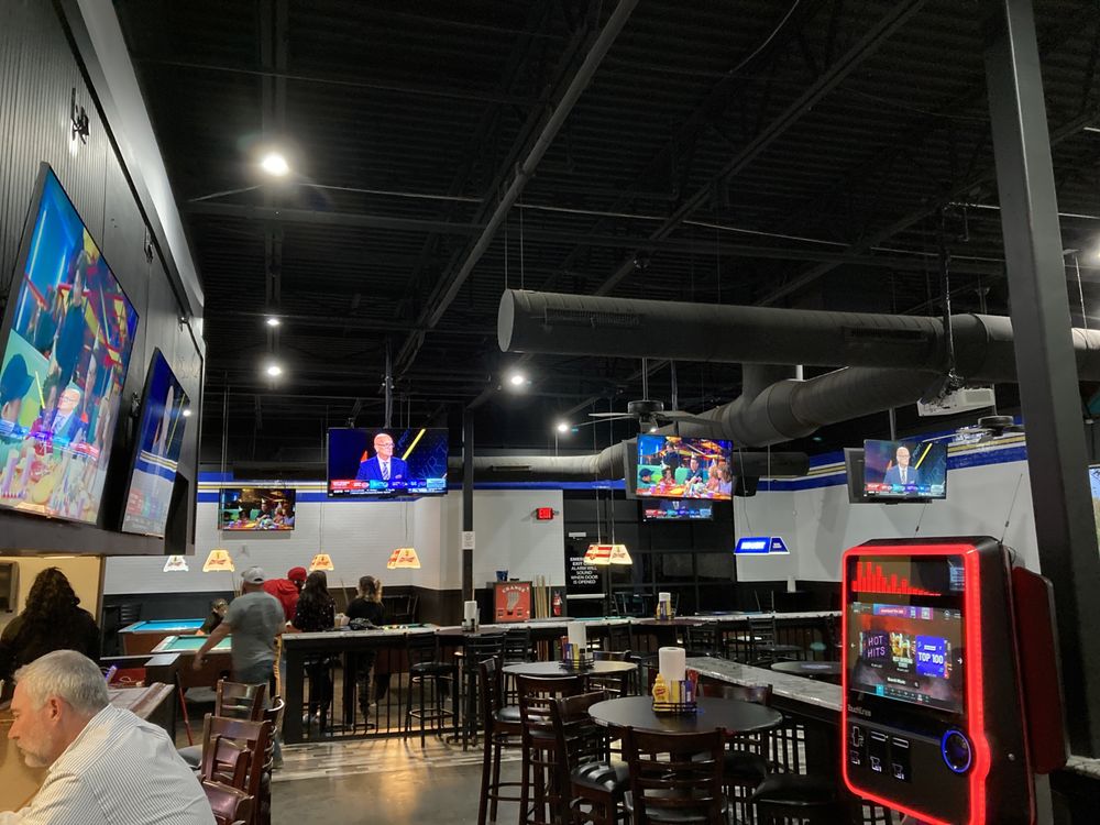 Michael Waltrip Taproom