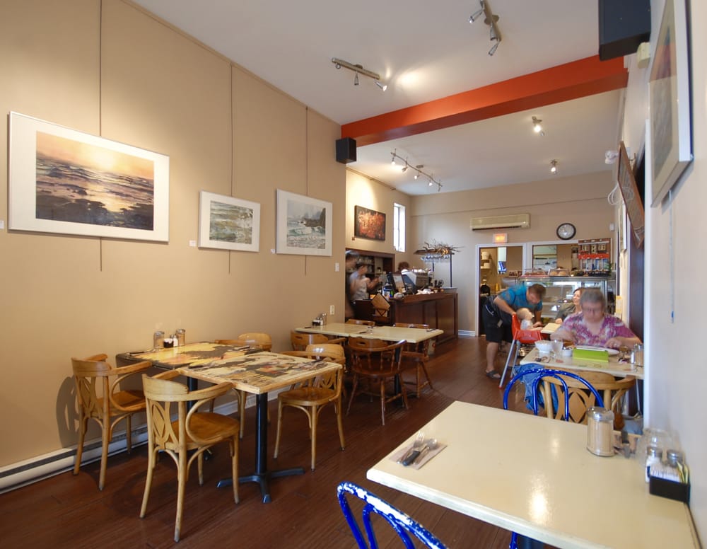 Frejus St-Raphael Café