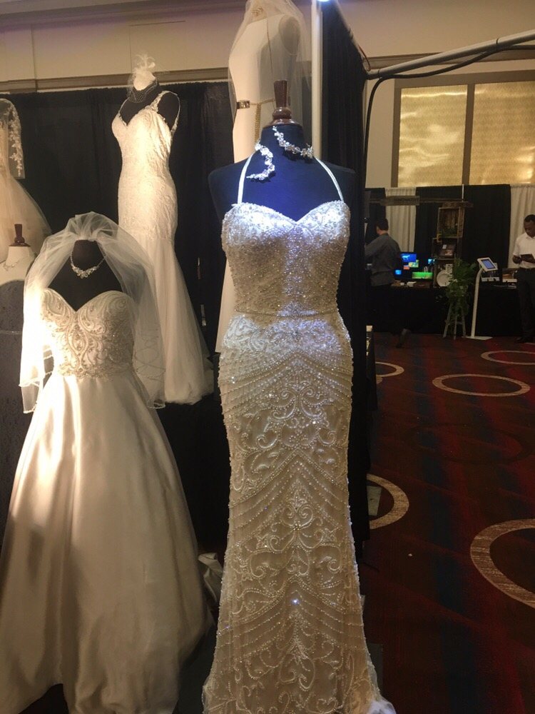 Carlisle’s Bridal of Pittsburgh Bridal 7219 Mcknight Rd, Pittsburgh