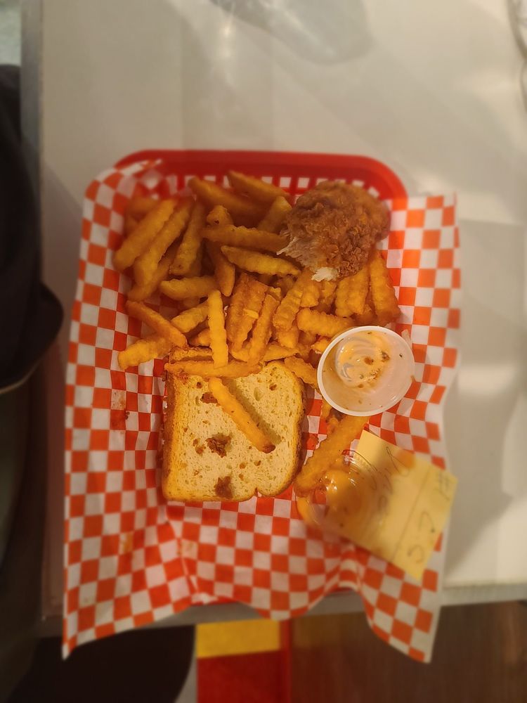 Crazy D’s Hot Chicken Crazy D’s Hot Chicken