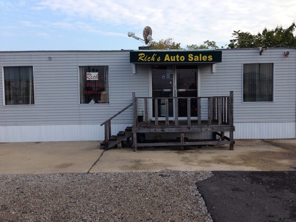 Rich’s Auto Sales Car Dealers 6299 Passyunk Ave, Philadelphia, PA