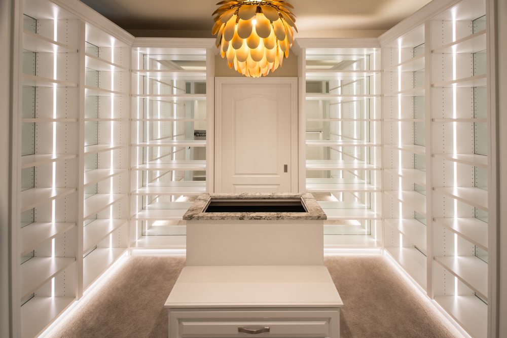 Aaa Kartak Glass & Closet