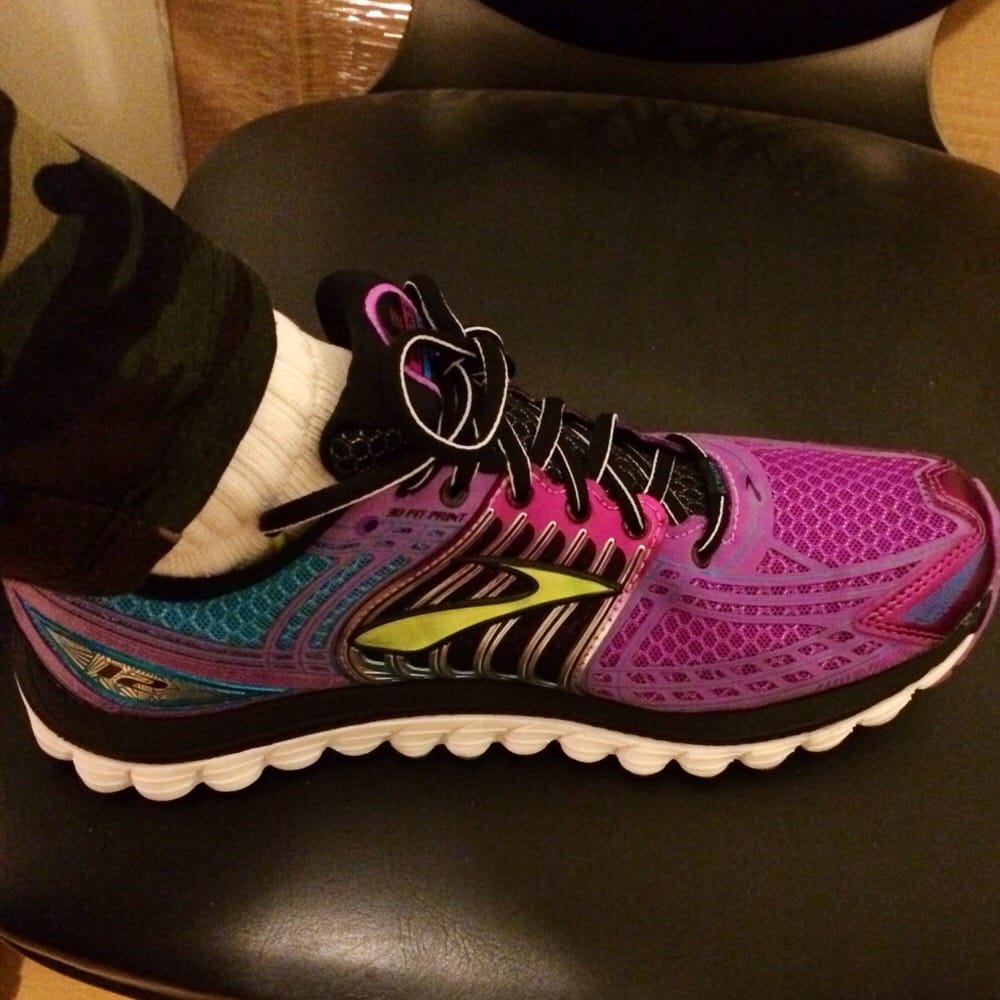 FrontRunners - 20 Photos & 67 Reviews - Shoe Stores - 8625 Santa ... FrontRunners - 20 Photos & 67 Reviews - Shoe Stores - 8625 Santa Monica Blvd, West Hollywood, CA - Phone Number - Yelp