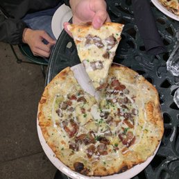 Photos For Louisiana Pizza Kitchen Food Yelp