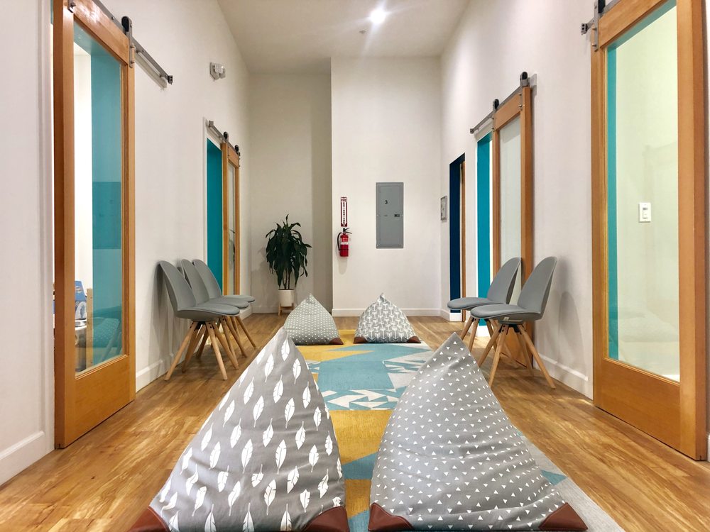image of business Sola Kids Dental