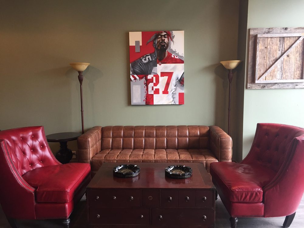La Chaveta Cigar Lounge photo 2