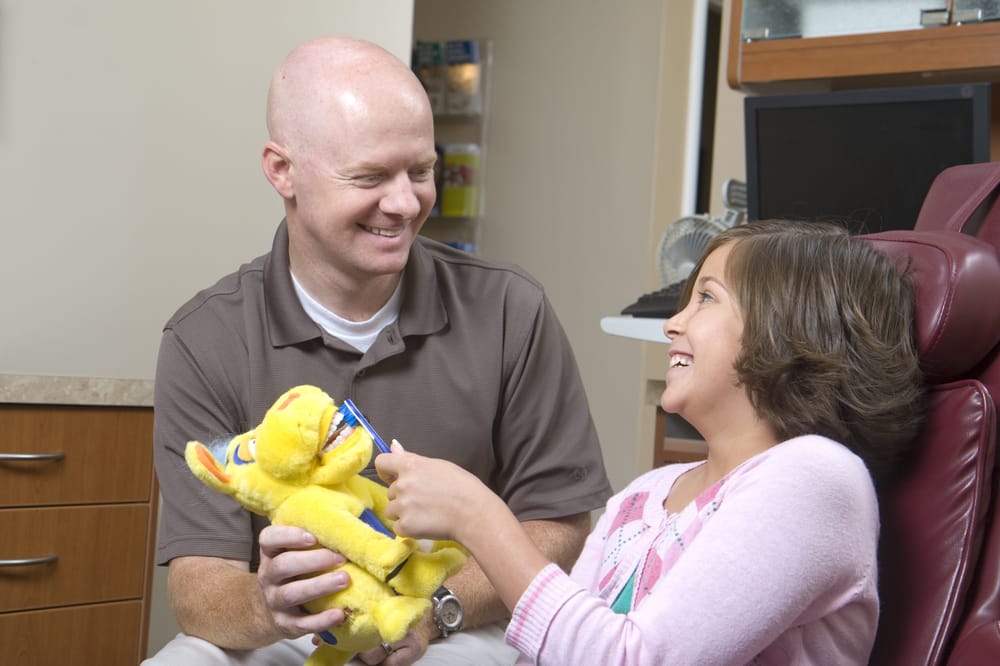 image of business Creekwood Dental