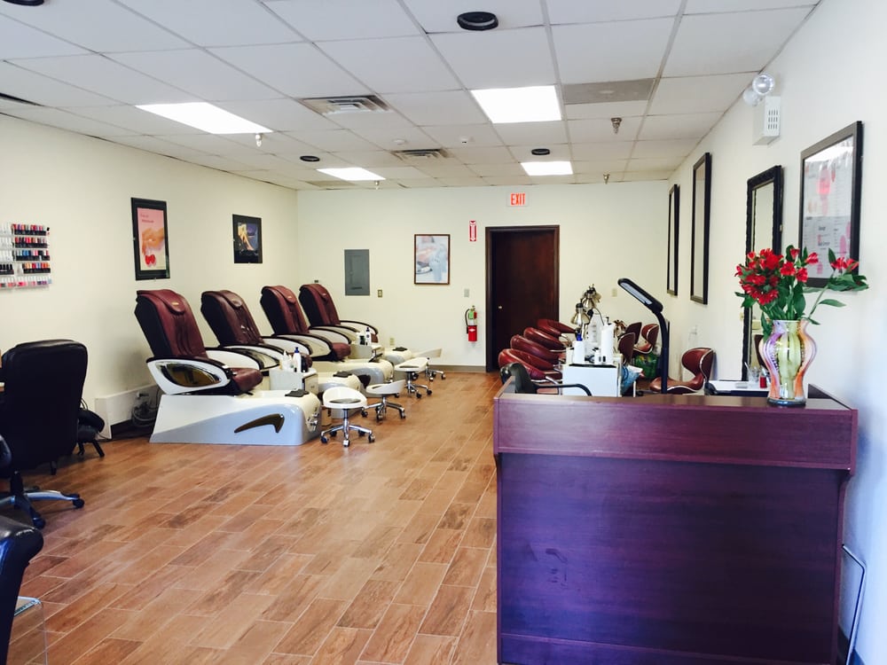 Glam Nails Salon 11 Photos & 32 Reviews Nail Salons 510 East Main Rd, Middletown, RI