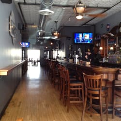 Best Lunch Restaurants In Crystal Lake Il Last Updated October Main Street Pour House