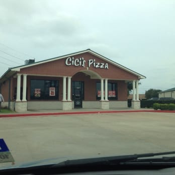 Pizza coupons sugar land tx