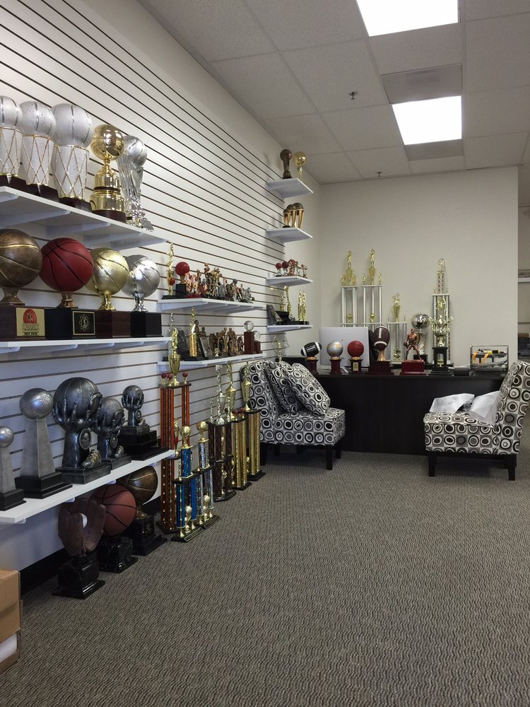 Southwest Trophies & Apparel 239 Photos Trophy Shops 2730 S