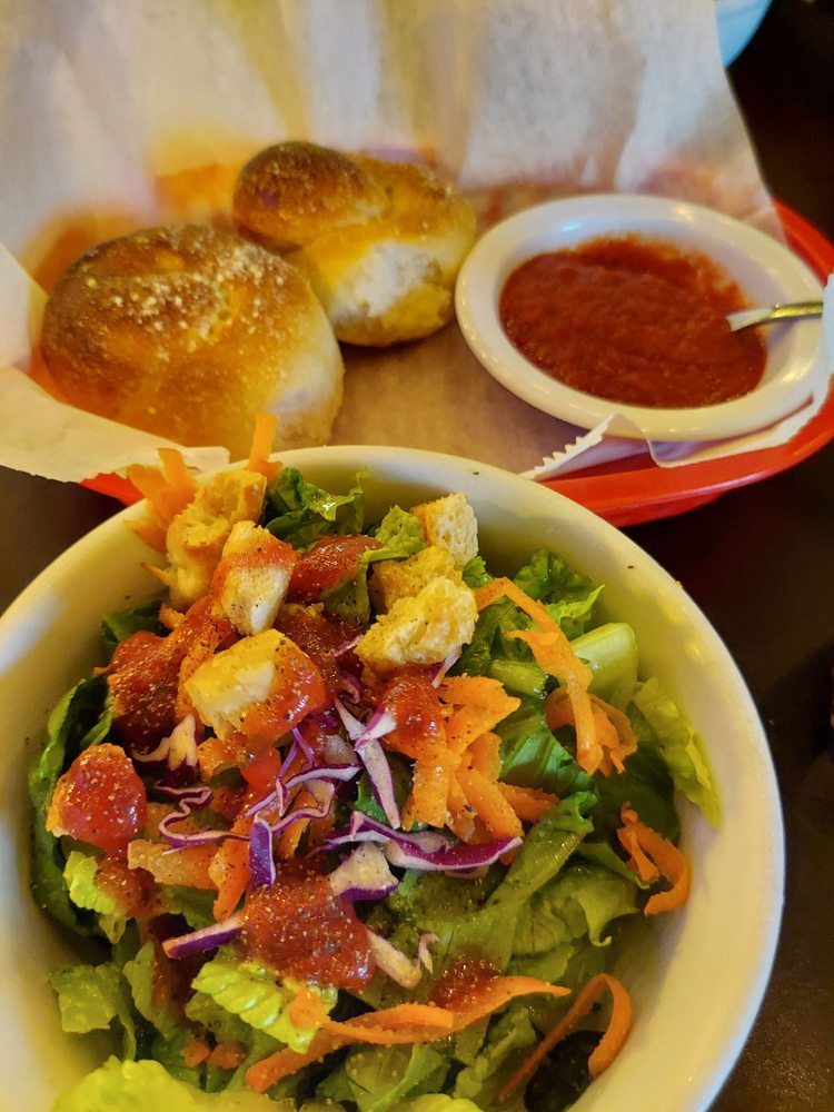 Amore's Pizza and Pasta