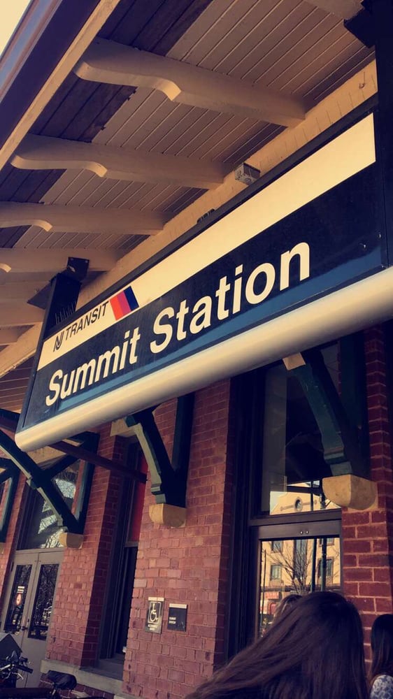 Summit Train Station 10 Reviews Public Transportation 40 Union Pl