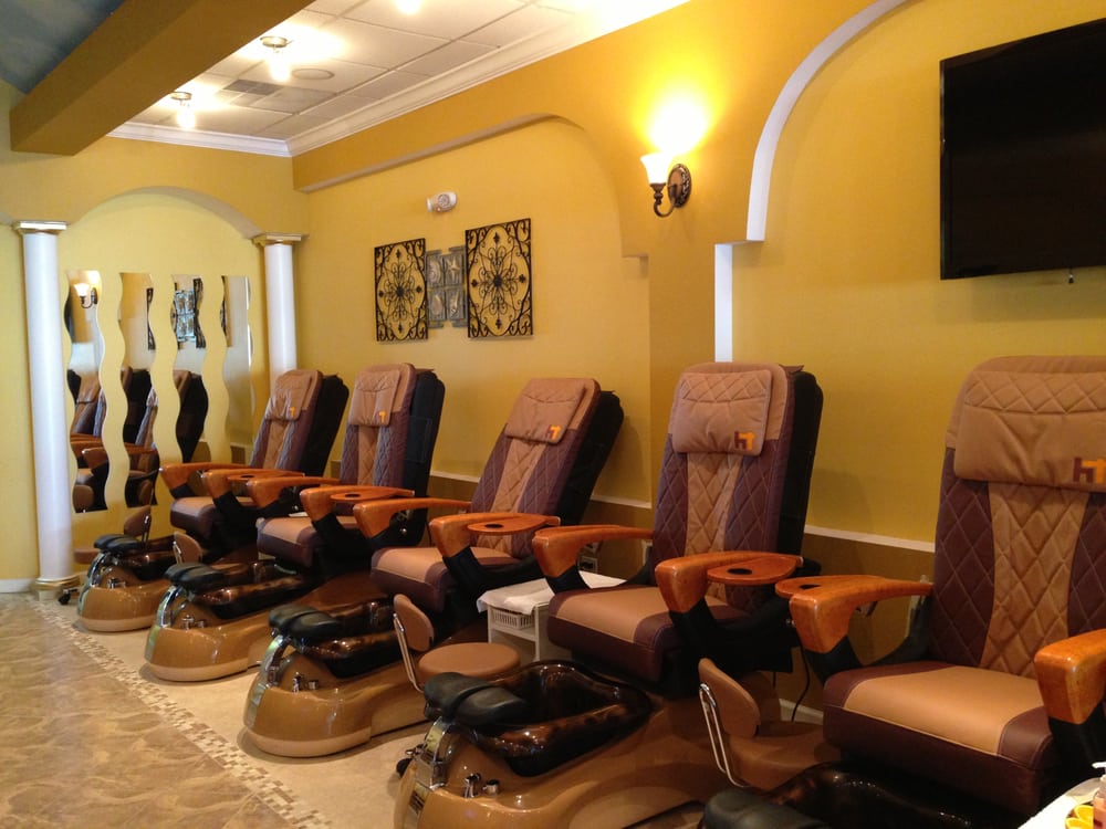 Paradise Nail and Spa 32 Photos & 13 Reviews Nail Salons 30602 US