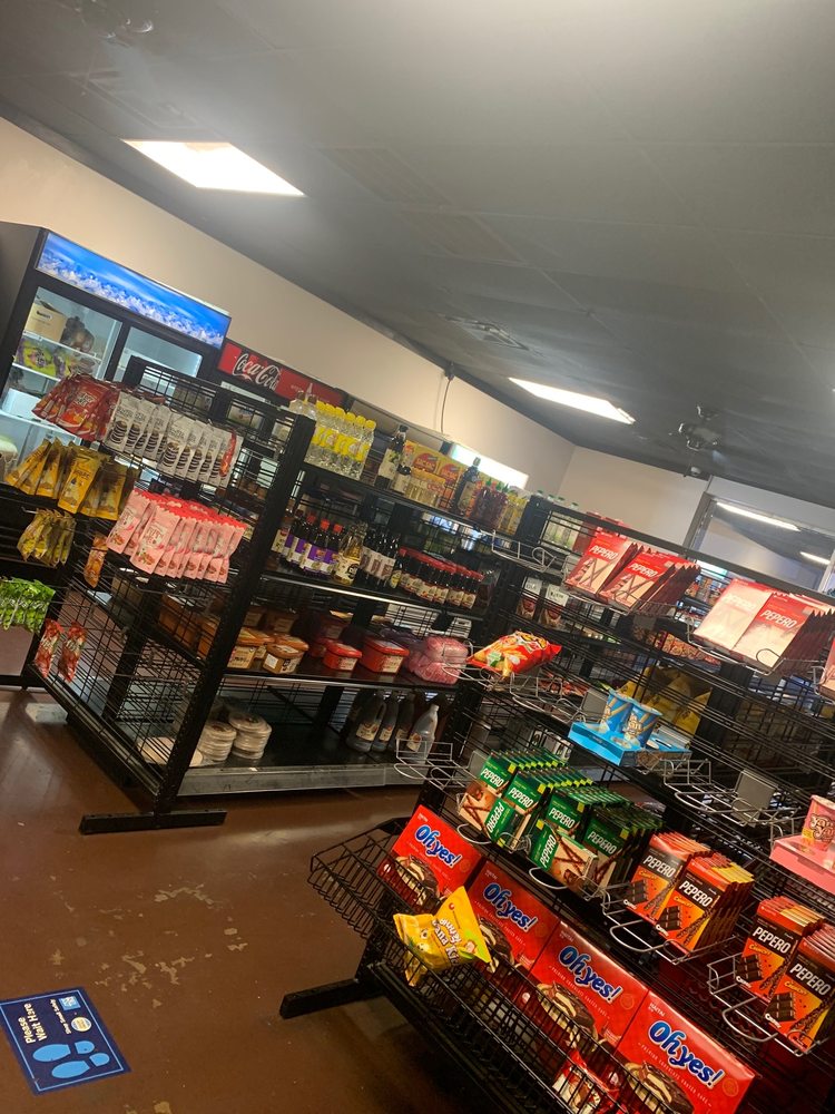 Yongs Oriental Market & Korean Grill