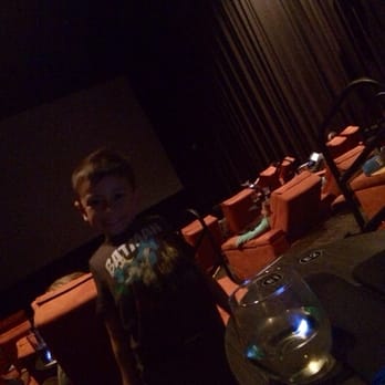 ipic theater pasadena