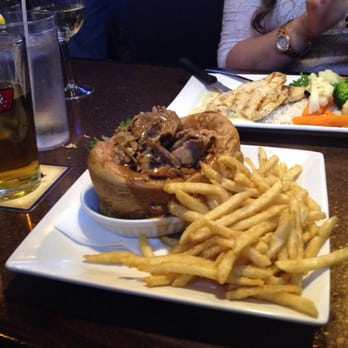 Frosty John S Pub And Restaurant Bowmanville On Frosty John S Pub And Restaurant Bowmanville On