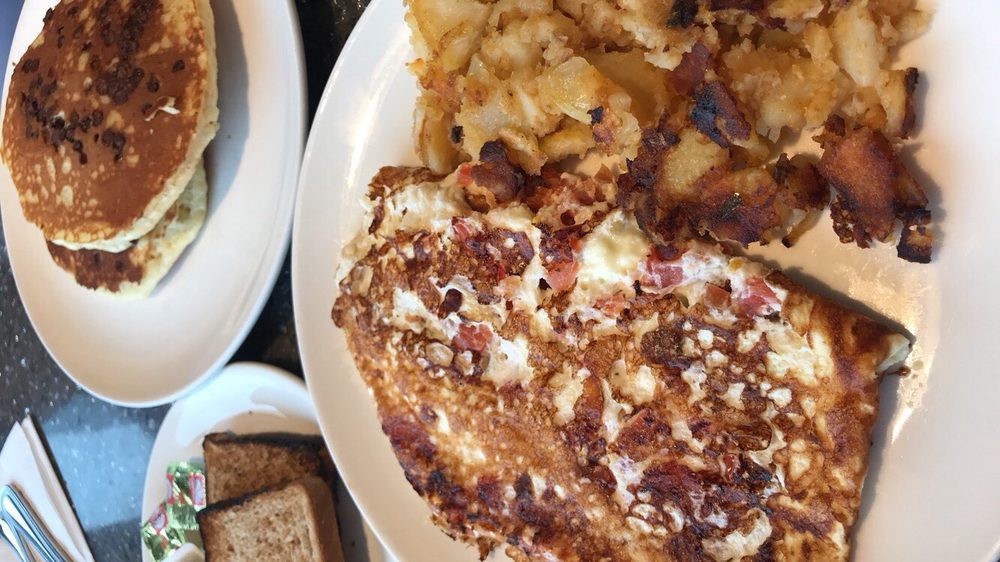 Omega Diner 109 Photos & 117 Reviews Diners 1809 Lakeville Rd