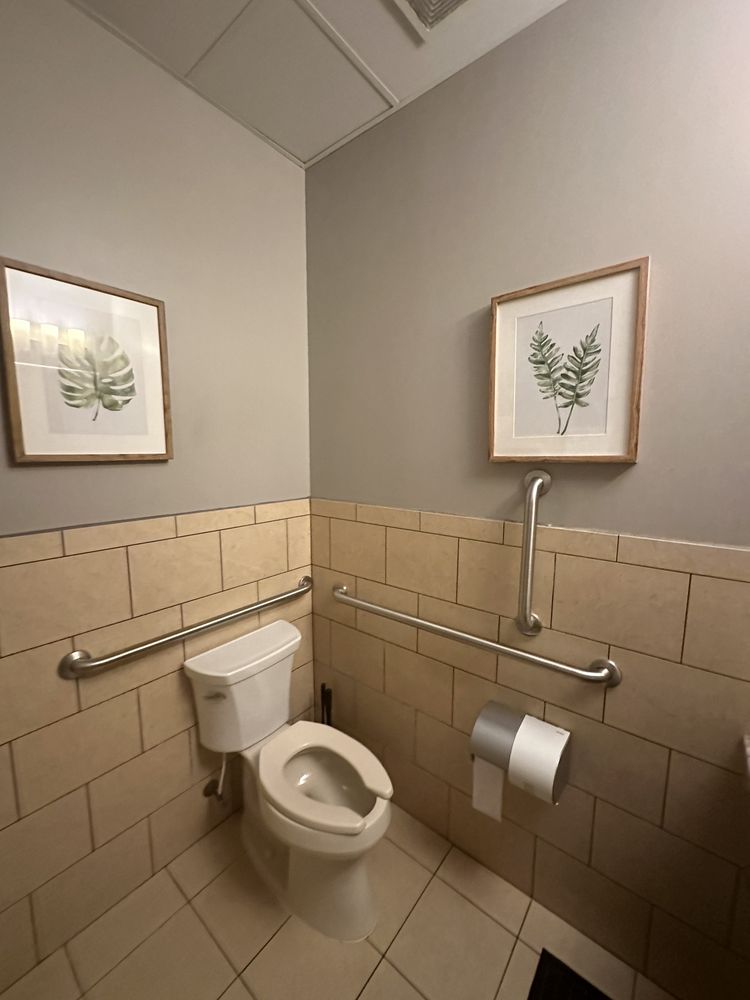 Hand and Stone Massage and Facial Spa