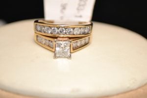 J & S Gold & Loan