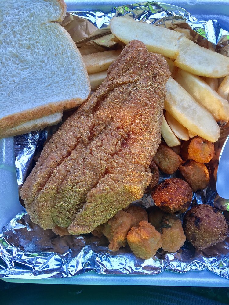 Erie Seafood Restaurant Gift Cards Pennsylvania Giftly Hooks Catfish Kitchen 38 N Park Row Erie Pa
