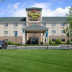 Holiday Inn Express Chelsea Hotels 1540 Commerce Park Dr Photo Of Holiday Inn Express Chelsea Mi United States