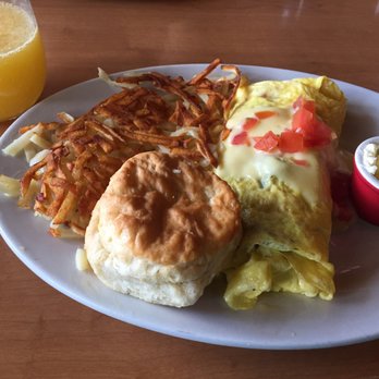 Elmer S Restaurant 73 Photos 135 Reviews Breakfast Brunch Photo Of Elmer S Restaurant Tigard Or United States Veggie Omelet