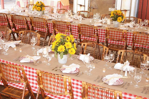 We Loved Layering Butcher Paper Over Gingham Tablecloths And Photo Of Jmc Charleston North Sc United States We Loved Layering