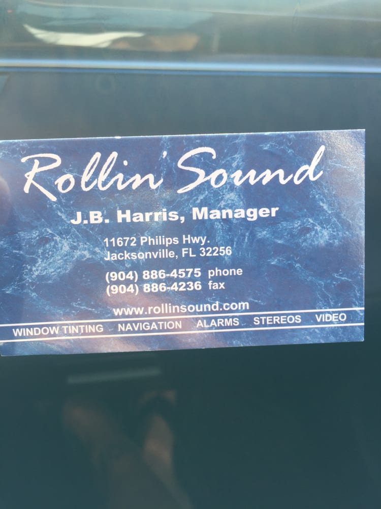 Rollin Sound At the Avenues Car Stereo Installation 11672 Philips