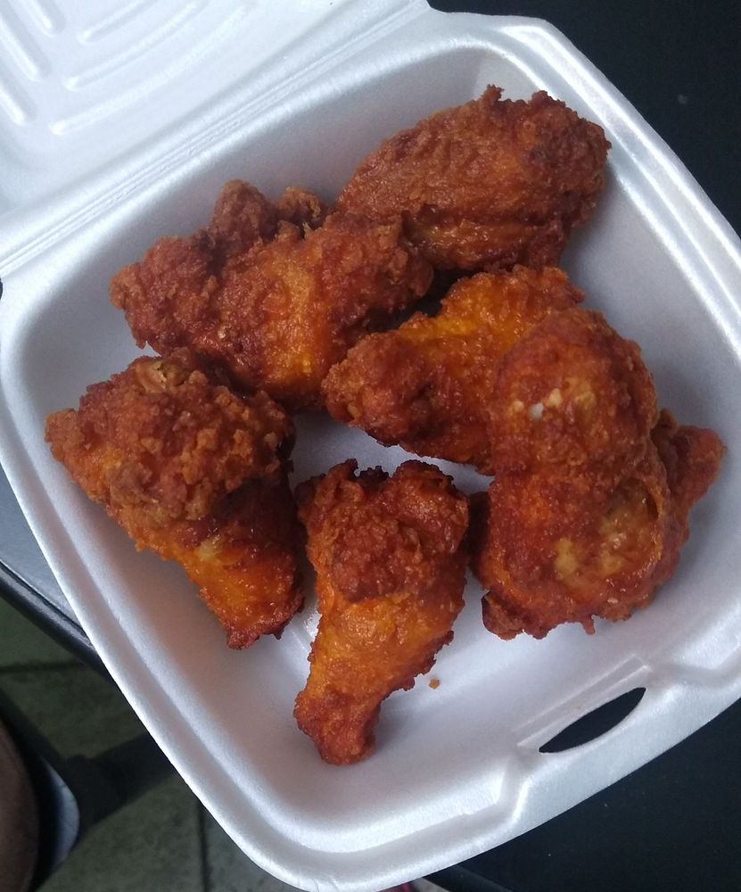 Lisa's Chicken and Seafood