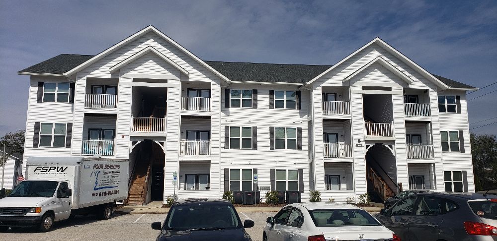 Four Seasons Pressure Washing