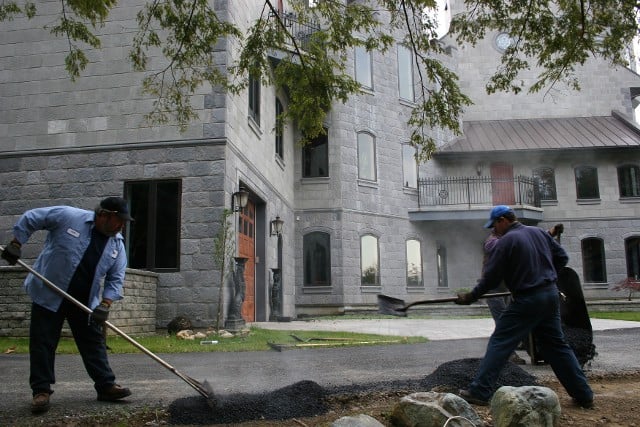 image of business Tri Town Paving