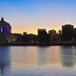 Photo of Lake Merritt - Oakland, CA, United States. One of the best sunset spots to experience in the bay