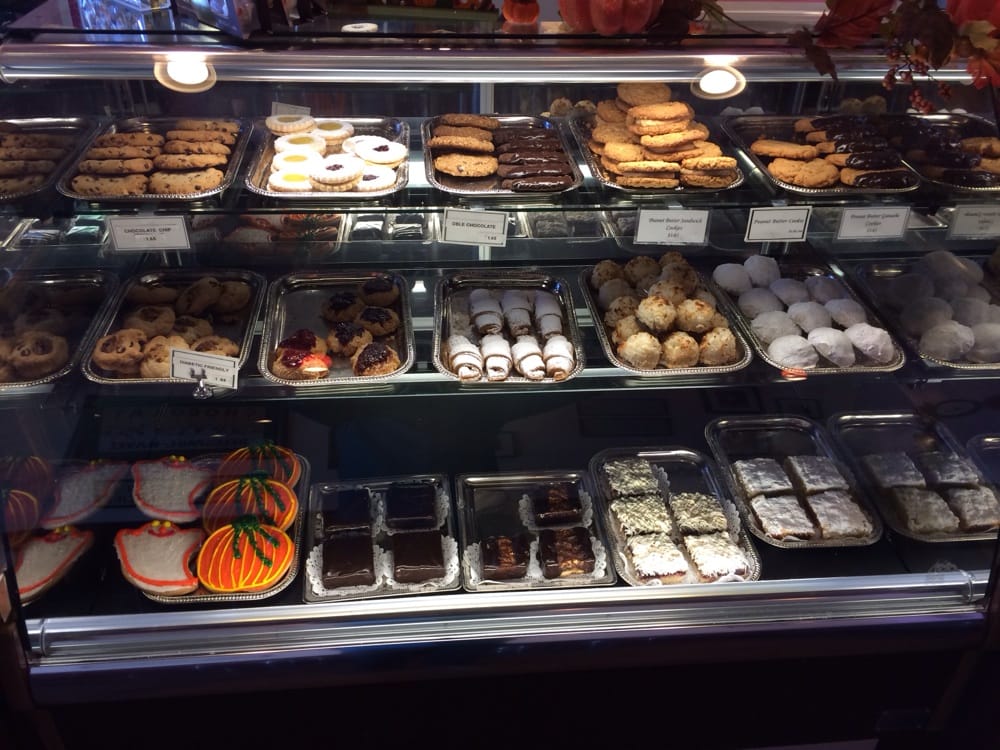 Dainty Cakes Bakery CLOSED 71 Photos & 43 Reviews Bakeries 2708