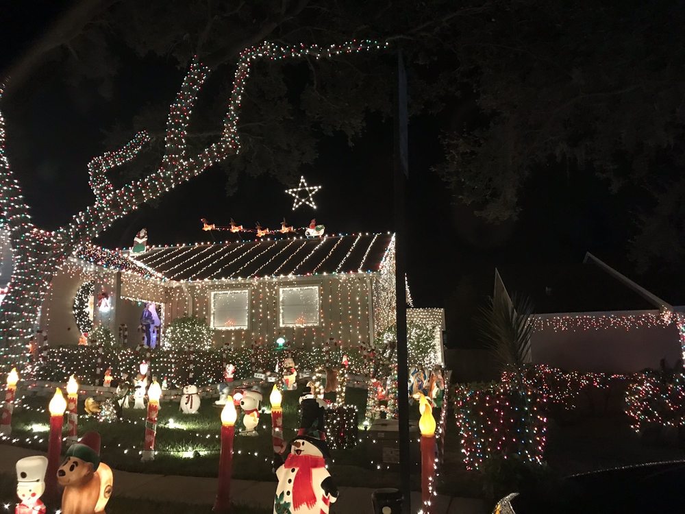 Pinellas County Christmas Lights Competition