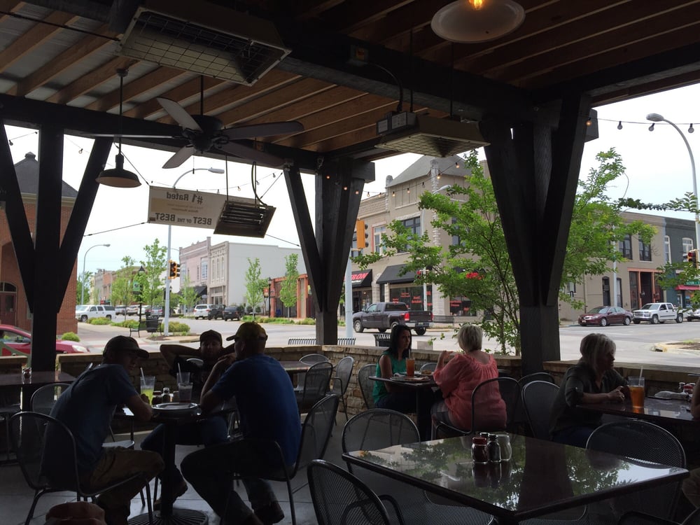 Mellow Mushroom 24 Photos & 35 Reviews Pizza 202 E Moulton St