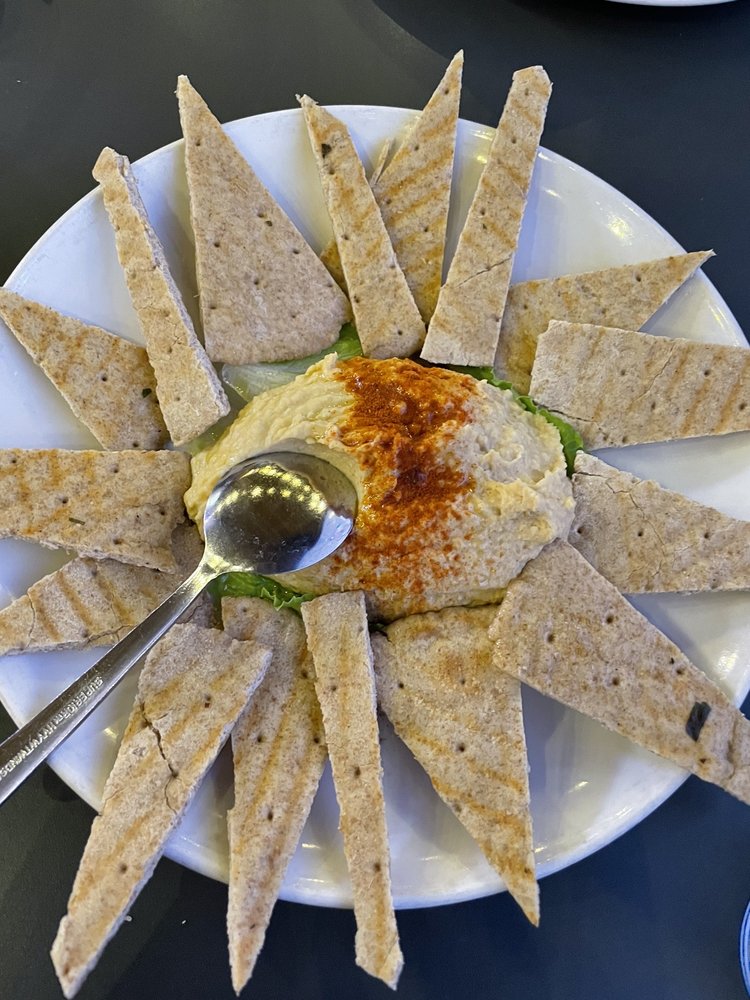 12 South Taproom & Grill