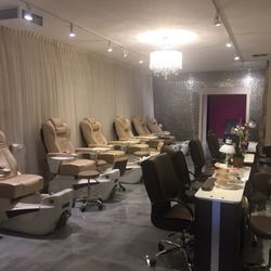The Lounge Nail Spa 14 Photos 20 Reviews Salons 1323 Photo Of The Lounge Nail Spa Walnut Creek Ca United States